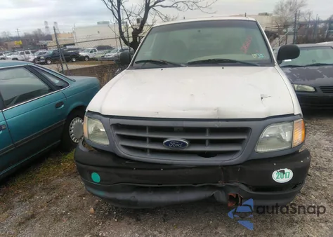 2002 Ford F-150 Xlt/Xl z USA, uszkodzony, nr VIN 2FTRF17WX2CA44038
